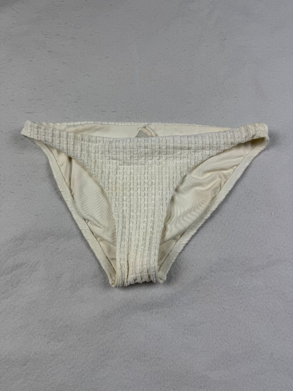 NEW L*SPACE(NWOT) Cream Textured Bikini Bottom Size S
